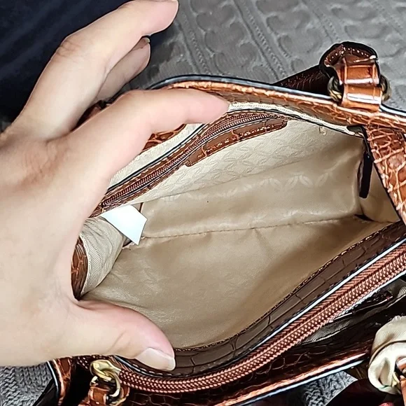 Dana Buchman Purse - Picture 8 of 16